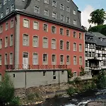 Linden 4