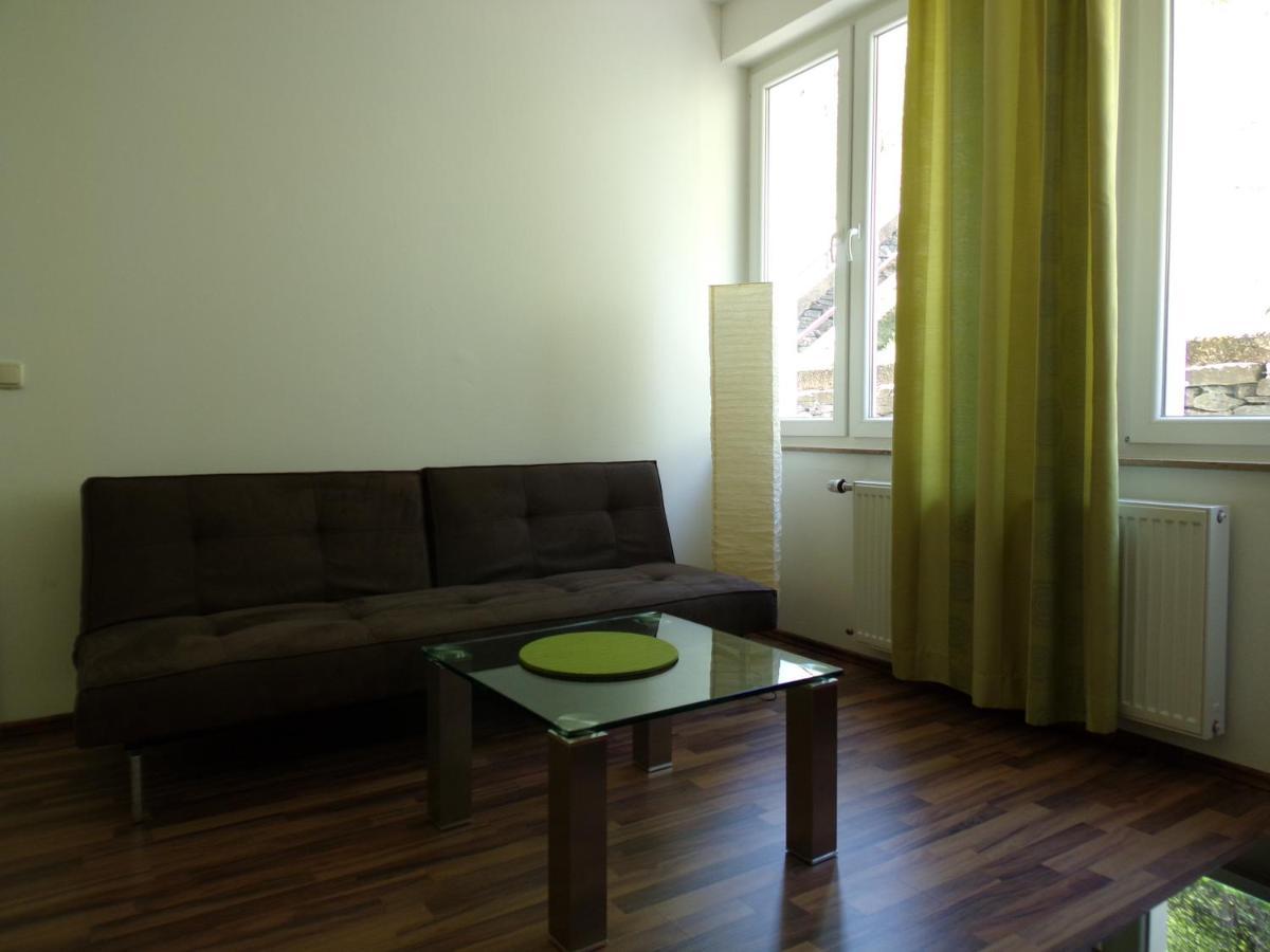 Linden 4 *